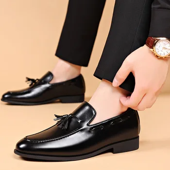 Новинка 2023 года; Мужские Оксфордские туфли без застежки в Британском Стиле с кисточками; Мужская Модельная обувь для Выпускного Вечера; Обувь для Возвращения домой; Zapatos Hombre