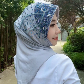Мусульманский праздник Свадьбы, душа невесты, блестящая шляпа с бисером, хиджаб